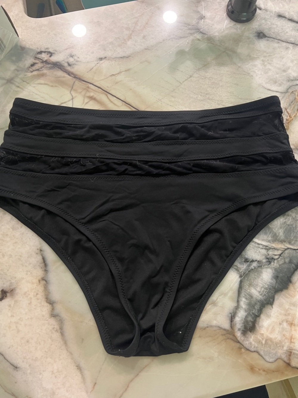 Shade & Shore Women’s Black High-Waist Swim Bottoms